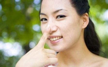 肥厚性鼻炎的症状